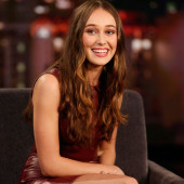 Alycia Debnam-Carey 