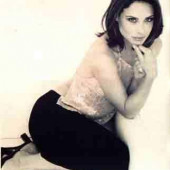 Claire Forlani 