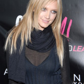 Ashlee Simpson 