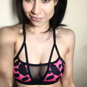 Cassie Steele 