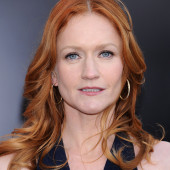 Paula Malcomson 