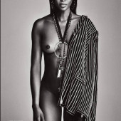 Naomi Campbell 