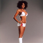 Layla El 