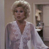 Leslie Easterbrook 