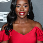 Aja Naomi King braless