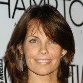 Alexandra Paul