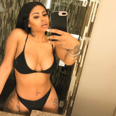 Alexis Skyy body