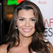 Ali Landry