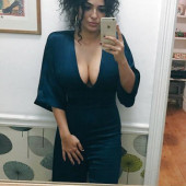 Anna Shaffer cleavage