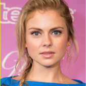 Rose McIver 