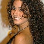 Emmanuelle Chriqui 