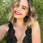 Bailee Madison 