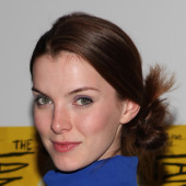 Betty Gilpin