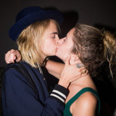 Cara Delevingne Ashley Benson