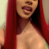 Cardi B 