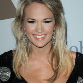 Carrie Underwood 