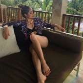 Cinta Laura Kiehl feet