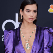 Dua Lipa cleavage