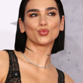 Dua Lipa sexy