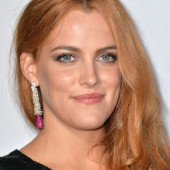 Riley Keough 