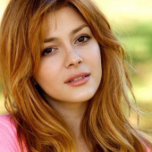 Elena Satine