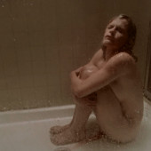 Elisabeth Shue nude scene