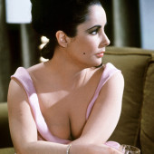 Elizabeth Taylor 