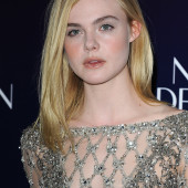 Elle Fanning braless