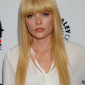 Emma Greenwell blond