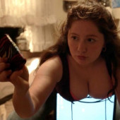 Emma Kenney 