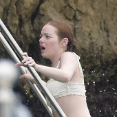 Emma Stone nackt