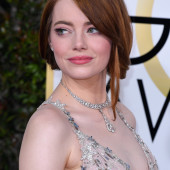 Emma Stone nackt