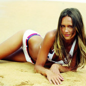 Sharni Vinson 