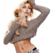 Hailey Bieber sexy