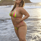 Hunter McGrady hot