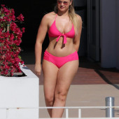 Iskra Lawrence bikini