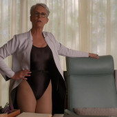 Jamie Lee Curtis sexy scene