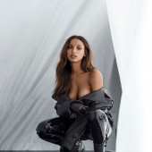 Jasmine Tookes cleavage