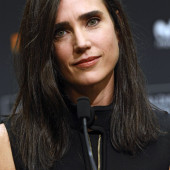 Jennifer Connelly hot