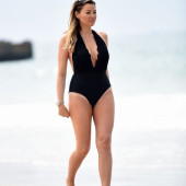 Jess Wright beach