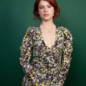 Jessie Buckley body