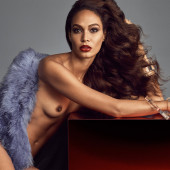 Joan Smalls nackt