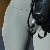 Julianne Hough cameltoe