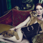 Julianne Moore nackt