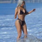 Kim Kardashian bikini