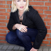 Kim Wilde jeans