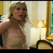 Kirsten Dunst body