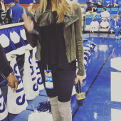 Laura Rutledge overknees