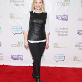 Leigh-Allyn Baker 