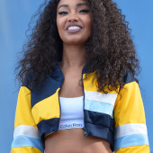 Leigh-Anne Pinnock bauchfrei